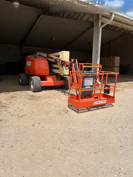 2019 JLG 450AJ