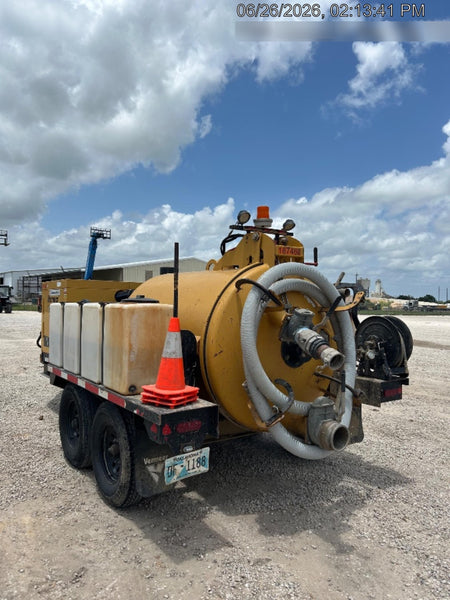 2021 VAC-TRON LP573XDT