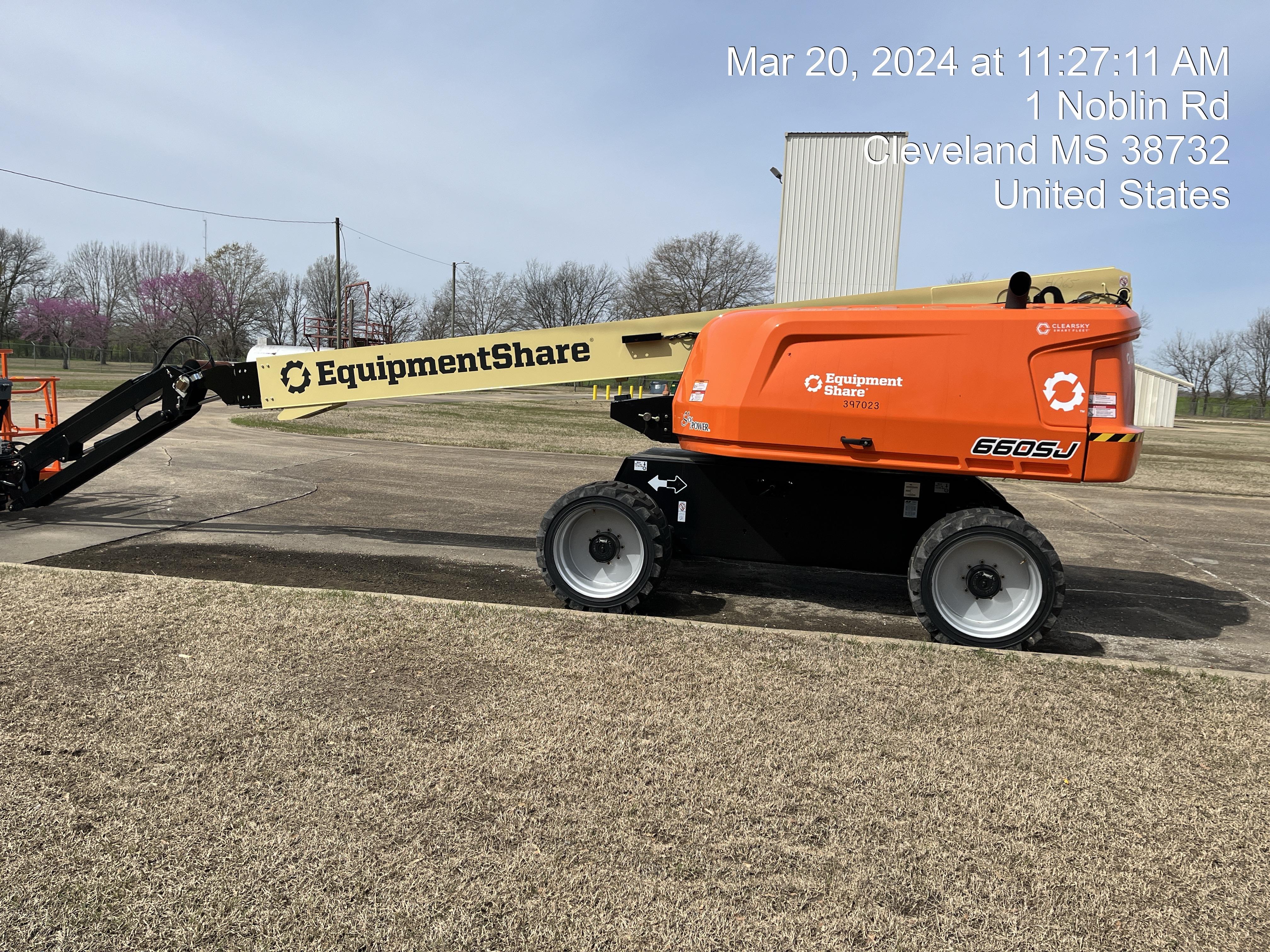 2024 JLG 660SJ