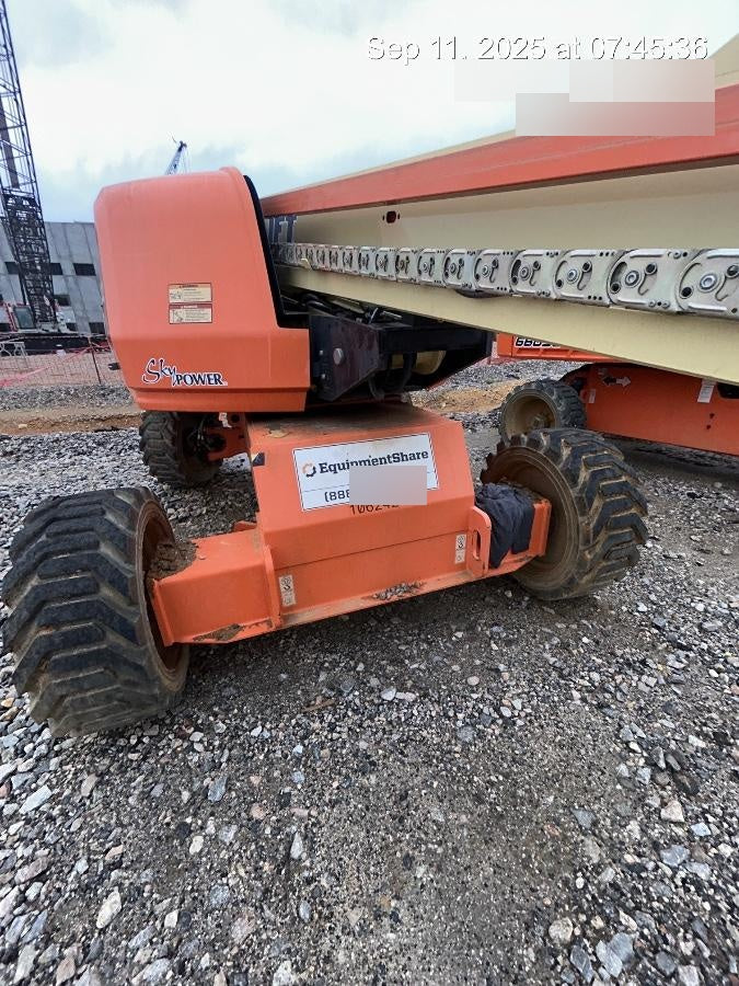 2020 JLG 660SJ