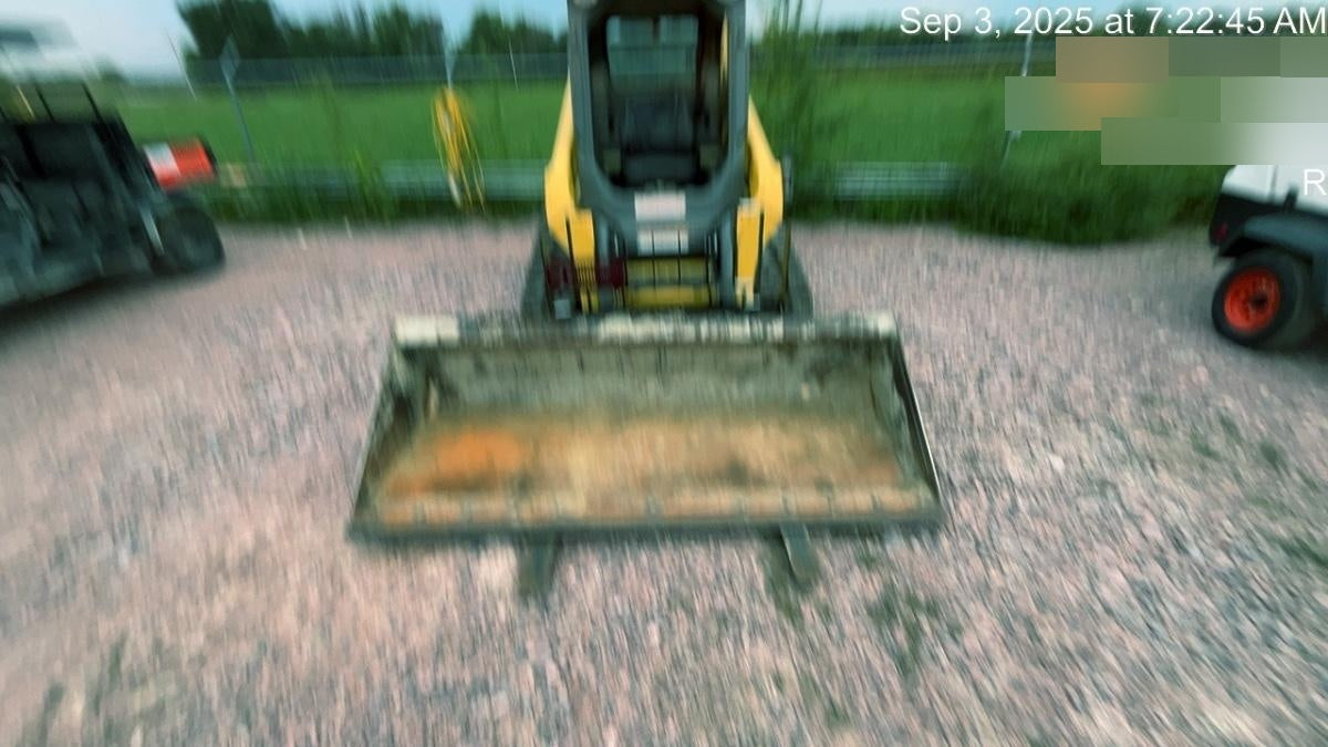 2018 Wacker Neuson ST31 ST31 8k Tracked Skid Loader, Canopy, 2 speed, Bucket Leveling , Selectable EH Controls, Variable speed fan, Cyclonic precleaner, 75" Bucket LP w/ smooth bolt on edge