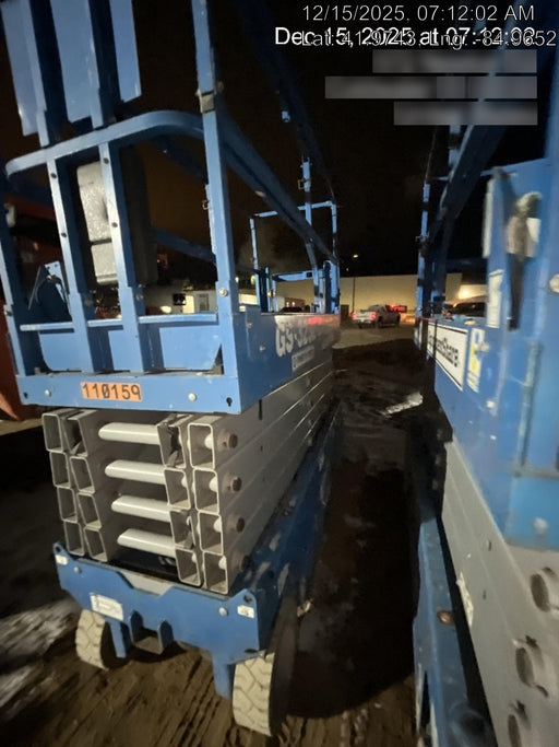 2020 Genie GS-3232 Standard, Folding half height swing gate