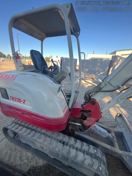 2021 TAKEUCHI TB235-2R