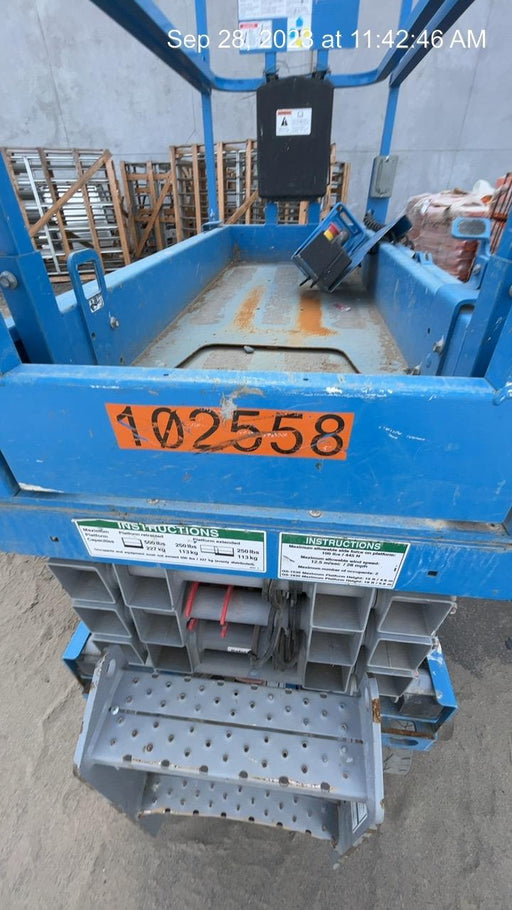 2020 Genie GS-1930 Solid Non Marking Tires, Beacon, Folding rails with half height swing gate, 800W Inverter