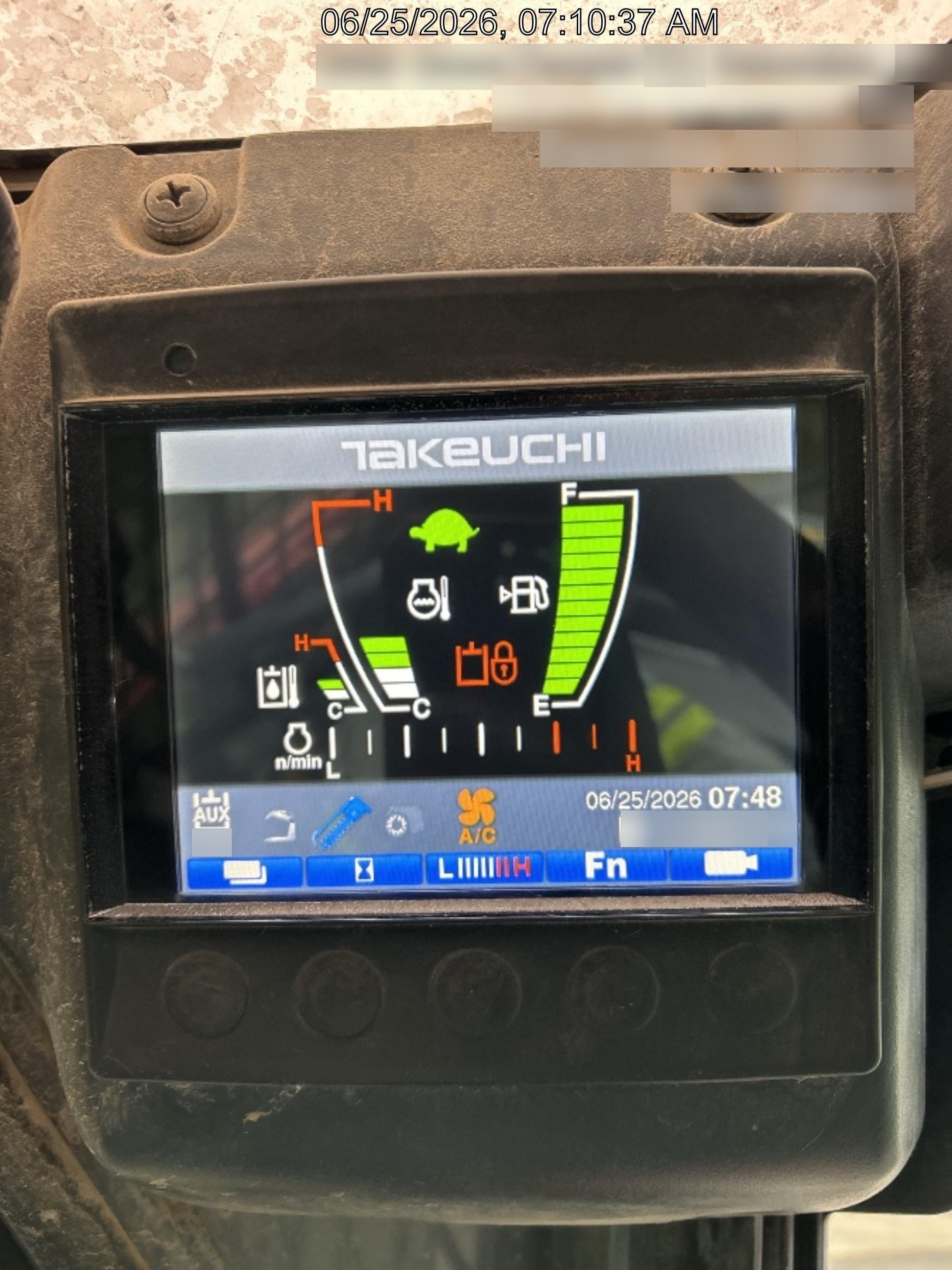 2022 TAKEUCHI TL6CR