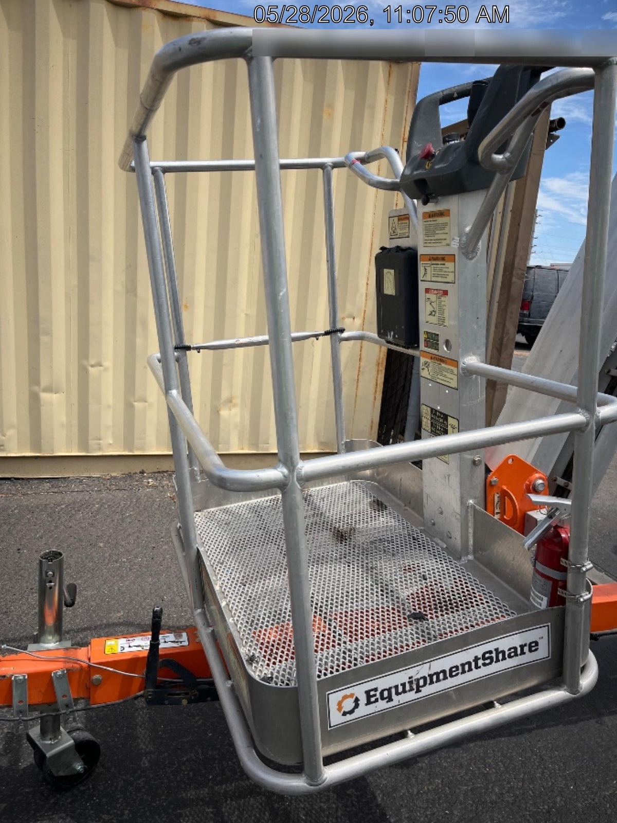 2021 JLG T500J