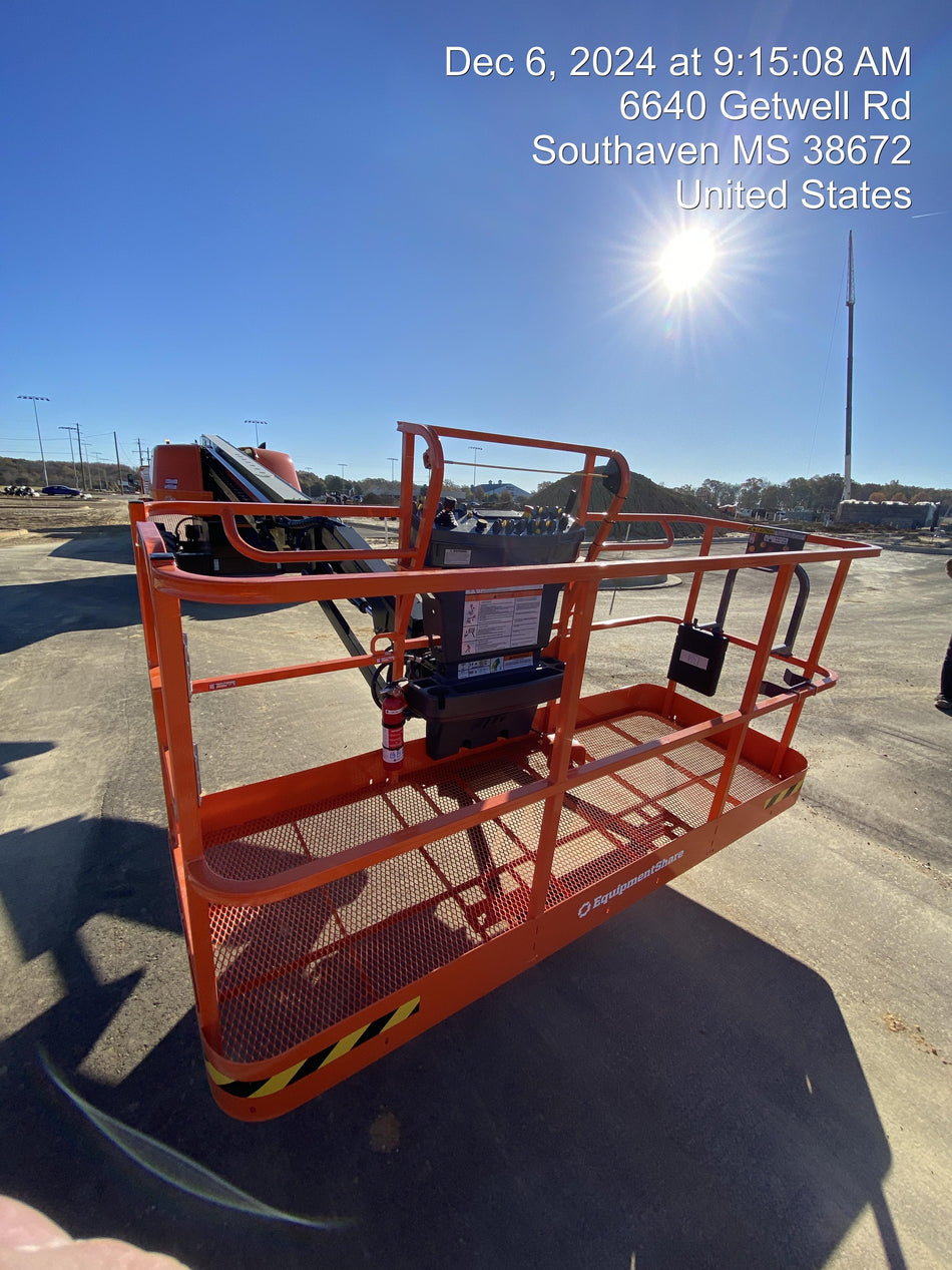 2024 JLG 660SJ