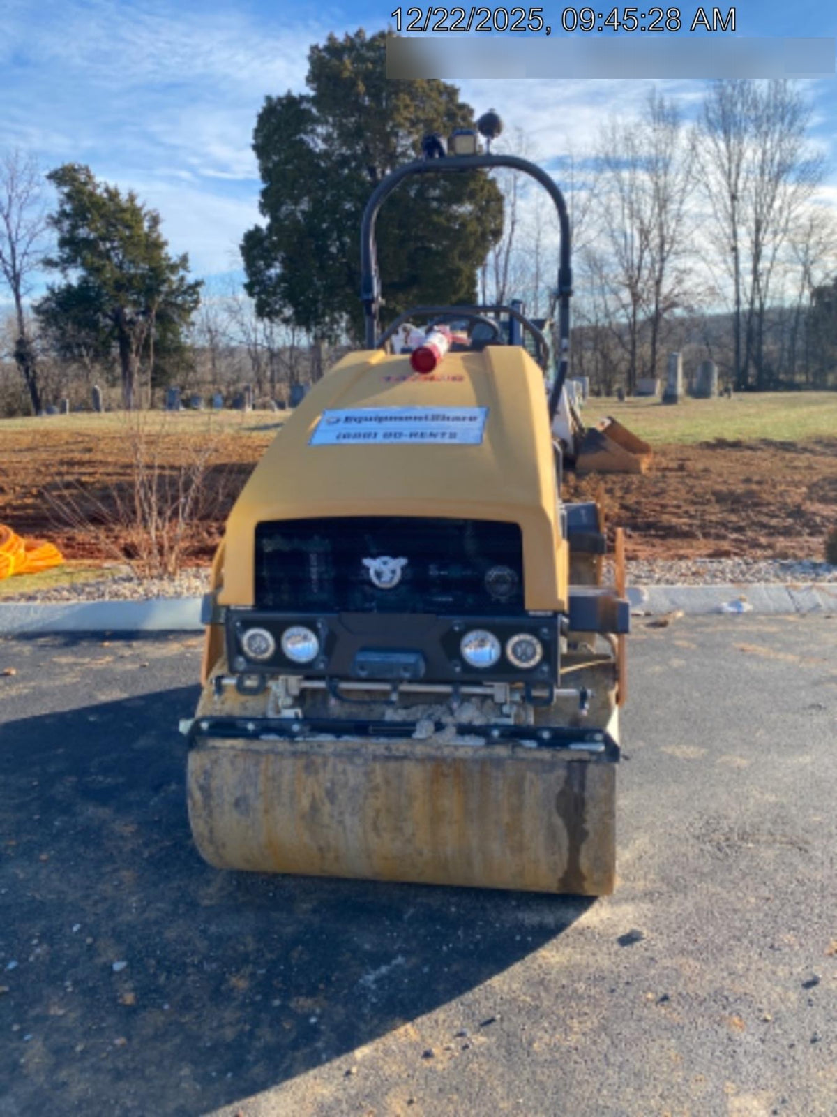 2021 CASE DV26E