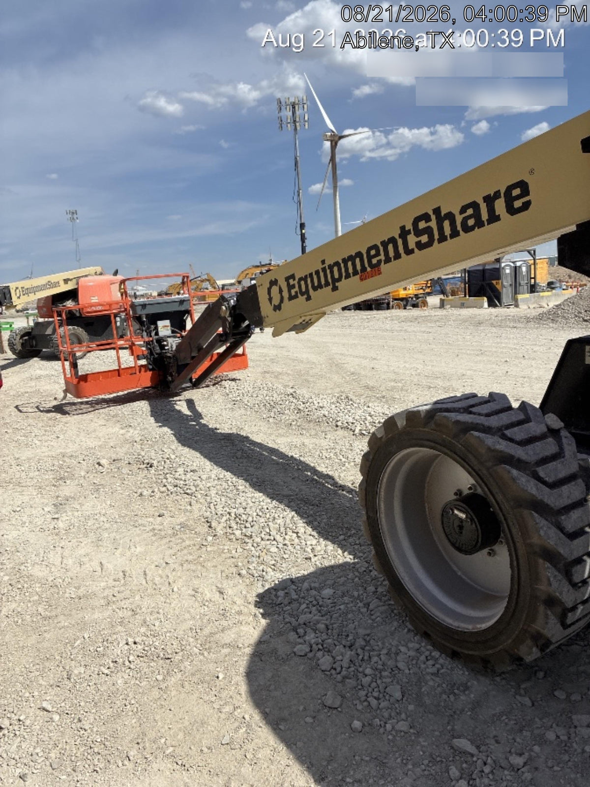 2024 JLG 660SJ
