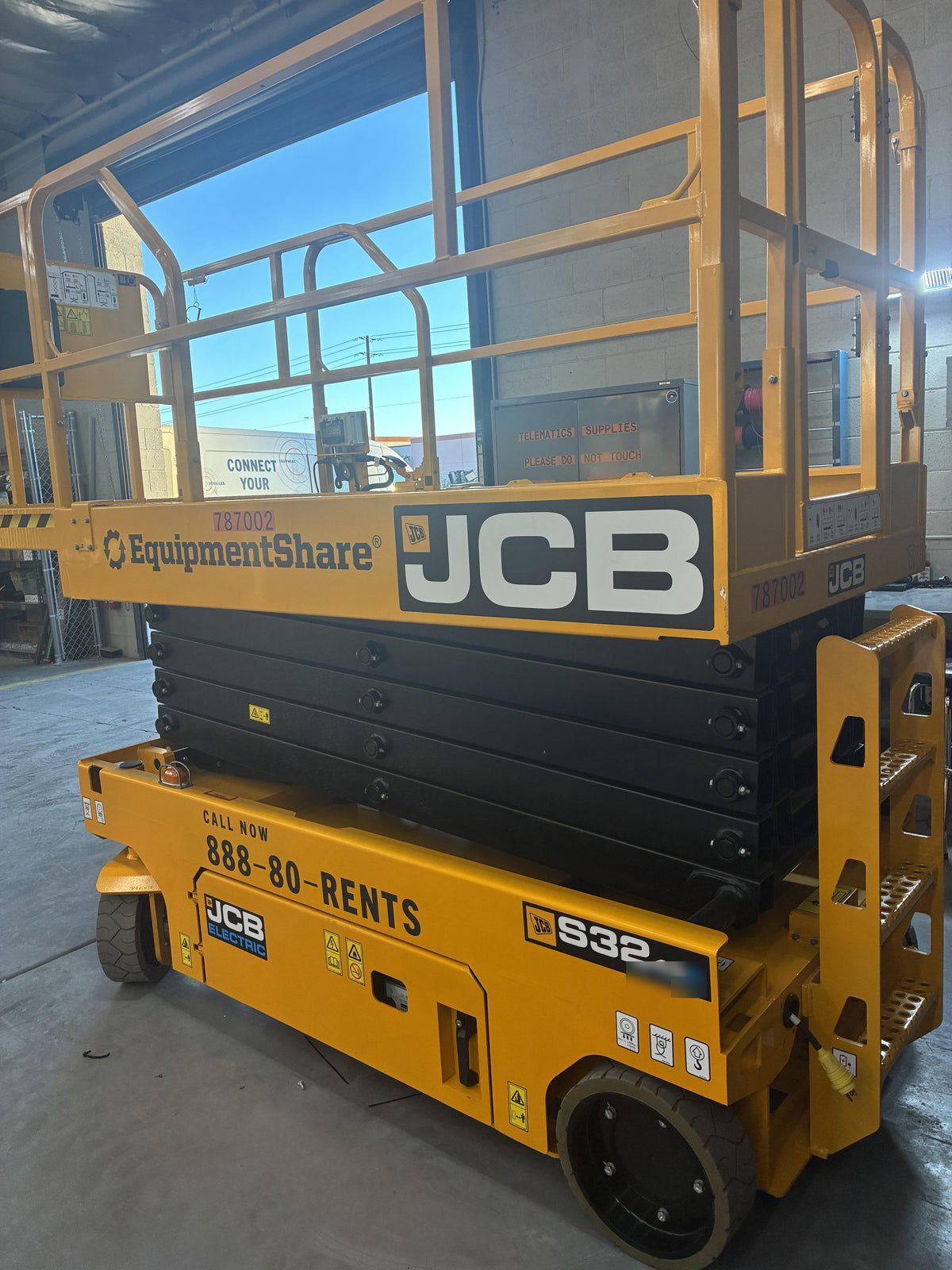 2026 JCB S3246E