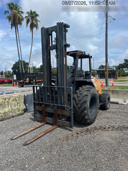 2023 CASE 588H