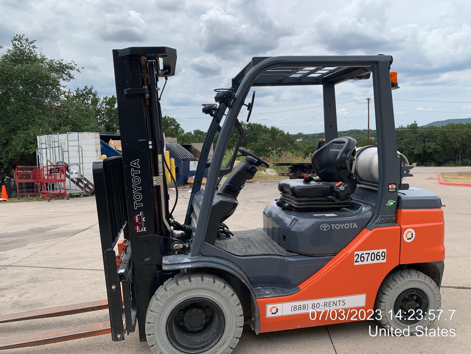 2022 TOYOTA 50-8FGU25