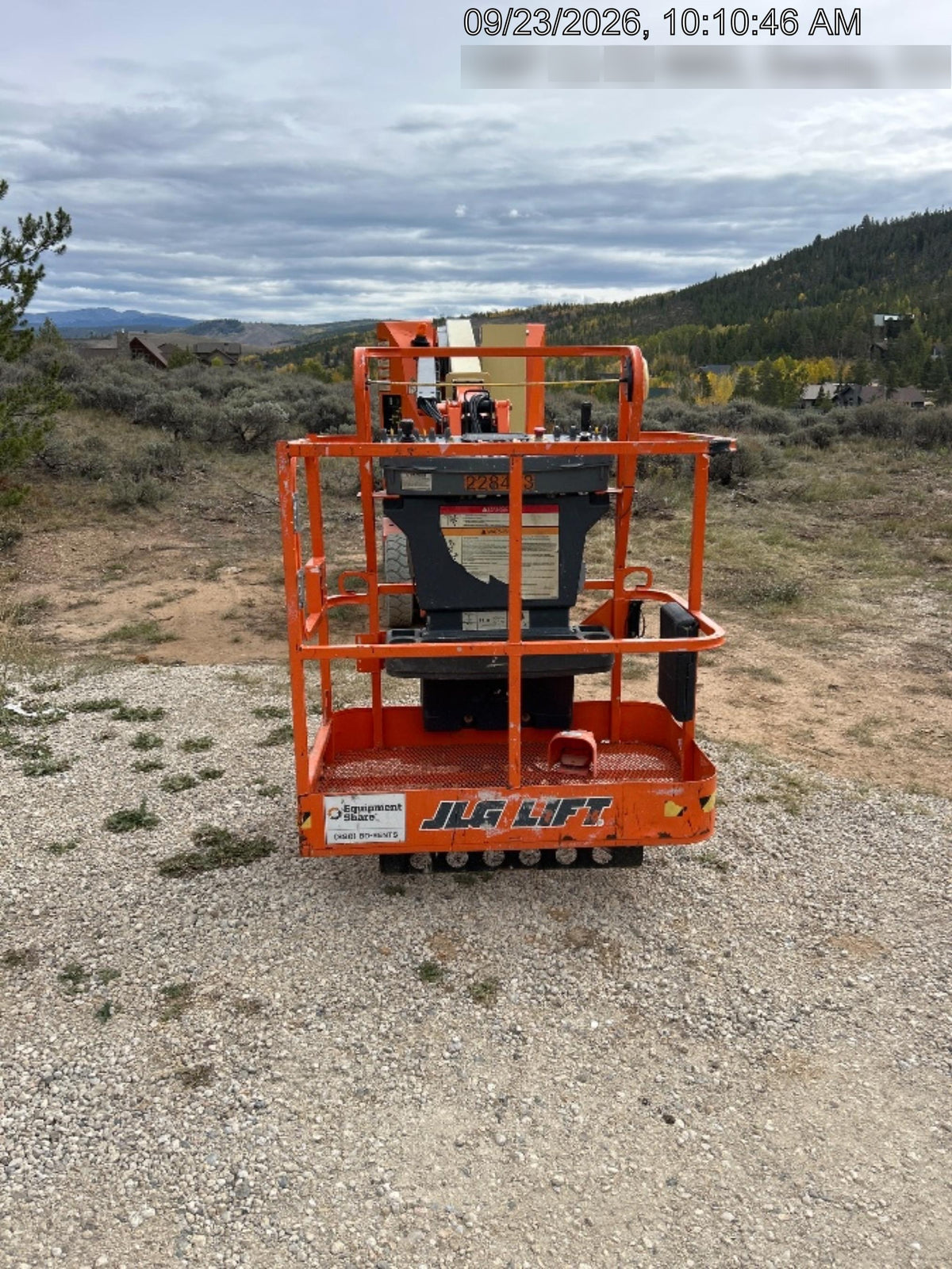 2022 JLG E300AJP