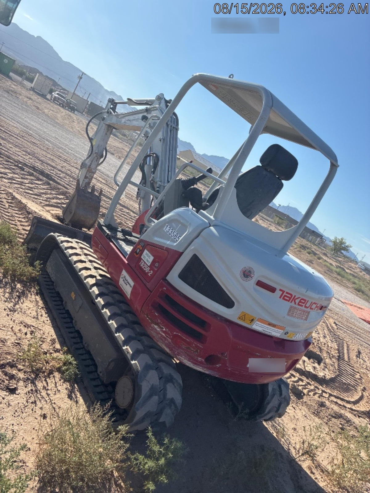 2021 TAKEUCHI TB250-2