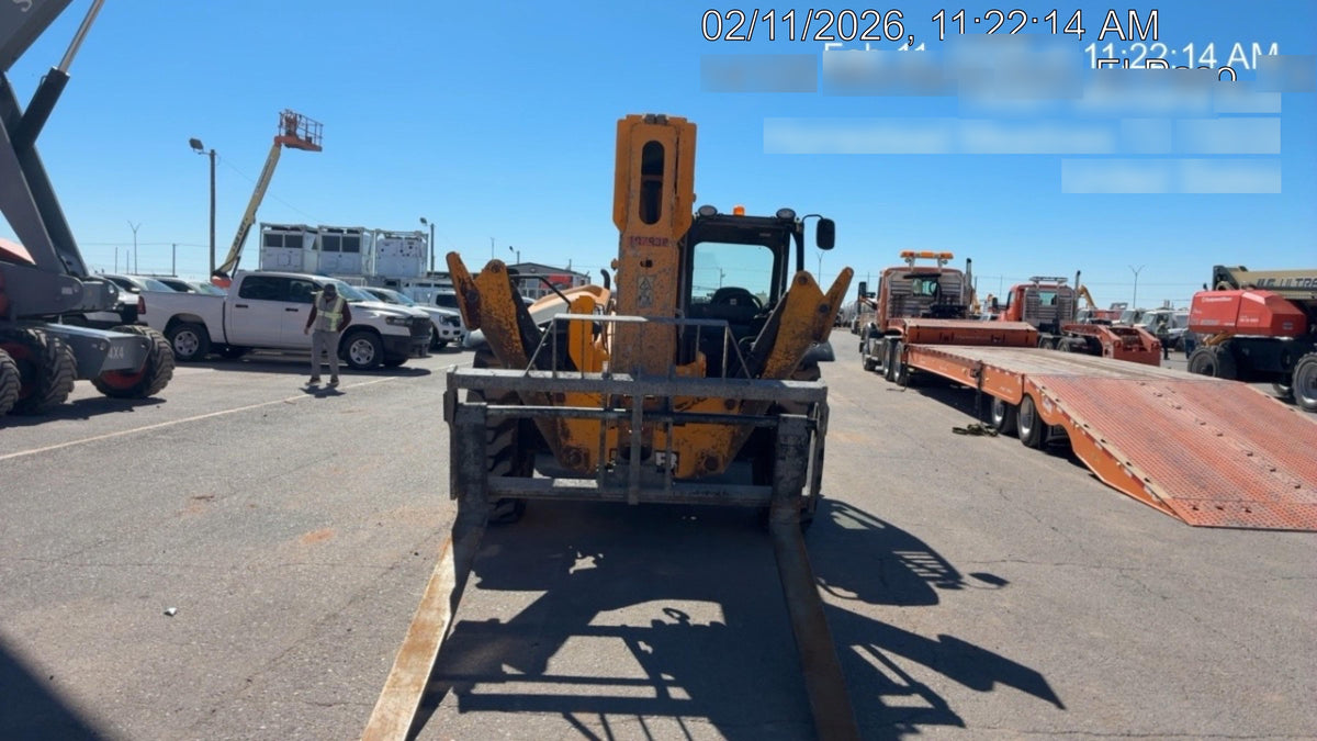 2022 JCB 510-56