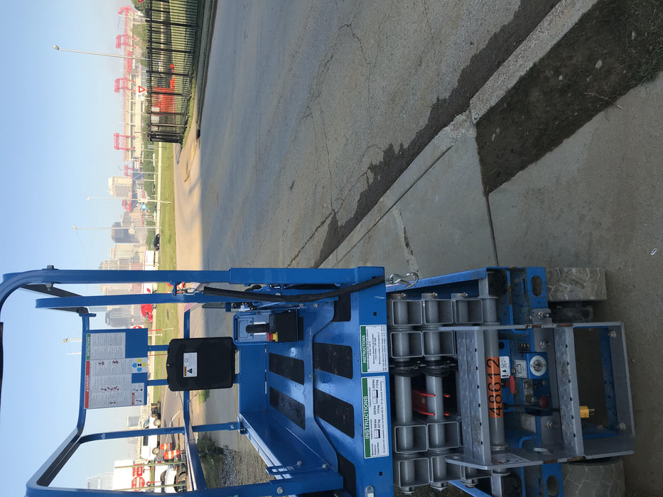 2019 Genie GS-1930 Fixed Rails with Chain Entry