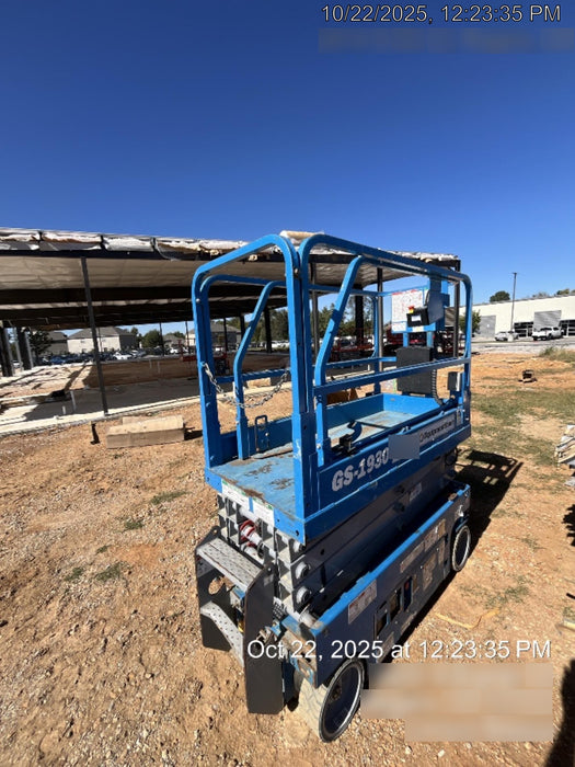 2019 Genie GS-1930 Fixed rails with chain Entry