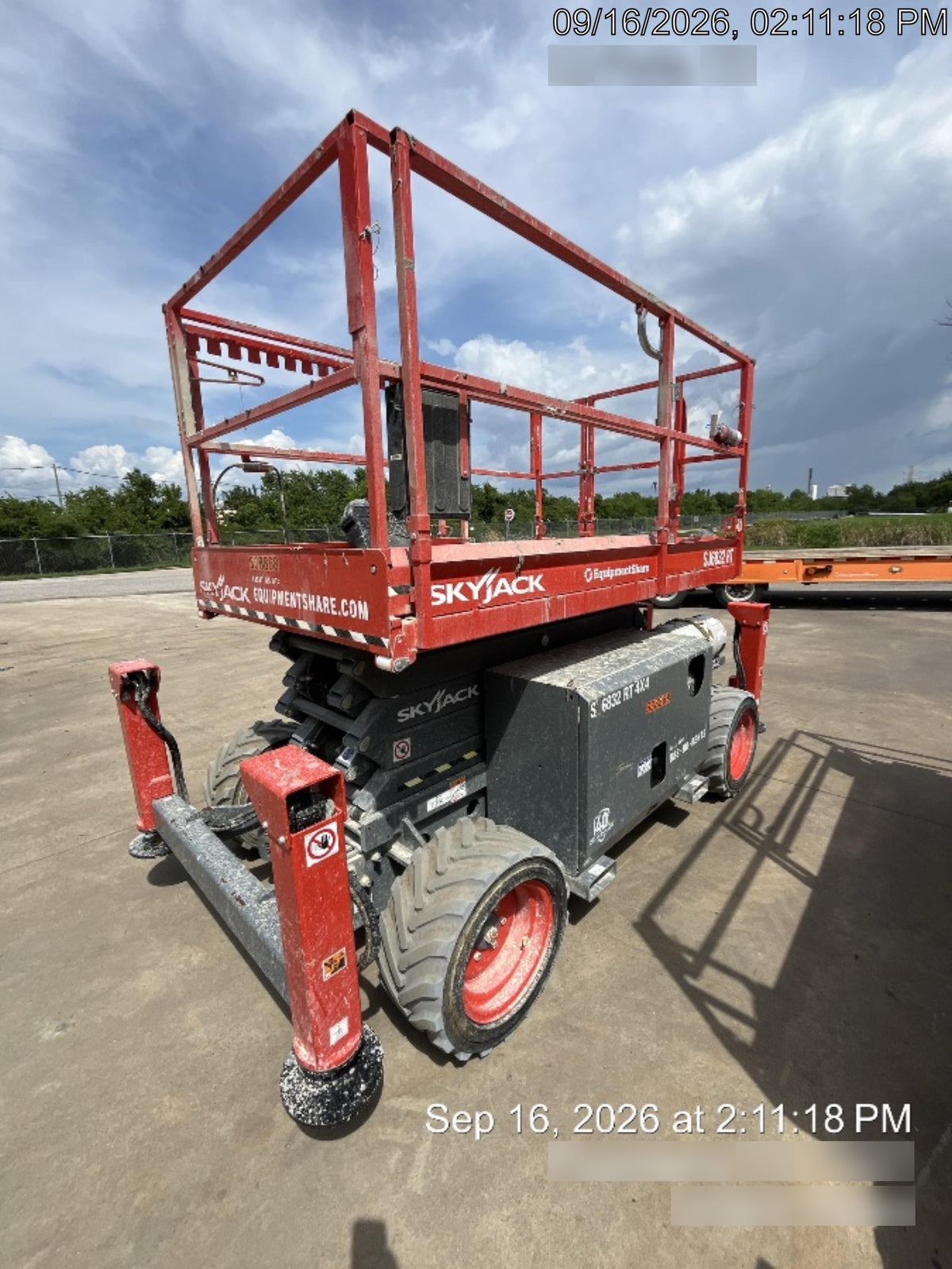 2025 SKYJACK SJ6832 RT