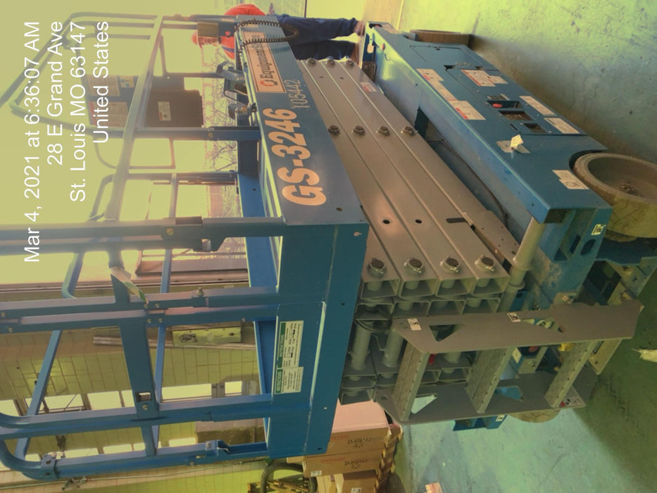 2020 Genie GS-3246 Standard, Folding full height swing gate