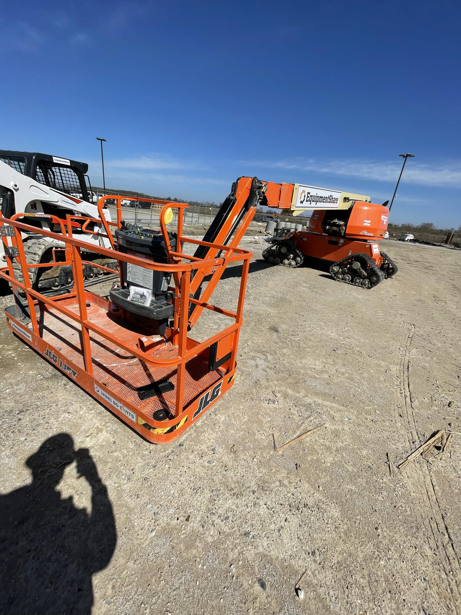 2021 JLG 660SJ Quad Track