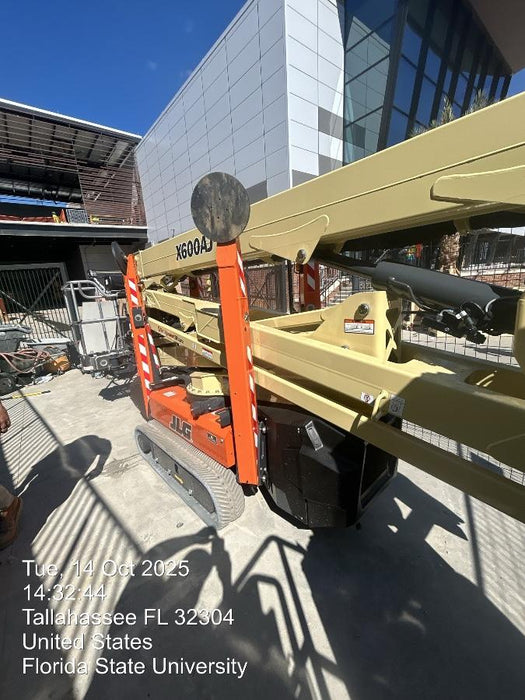 2025 JLG X600AJ