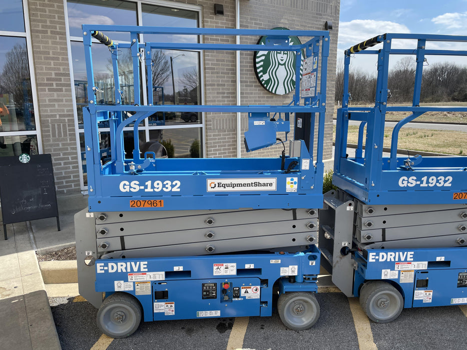 2021 KOMATSU FG25T-16