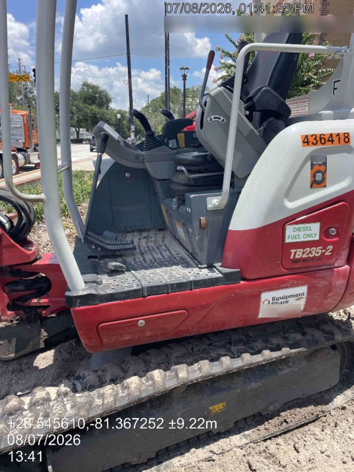 2024 TAKEUCHI TB235-2R