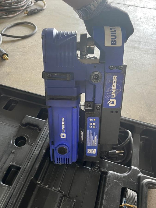 2025 UNIBOR E5000 LP