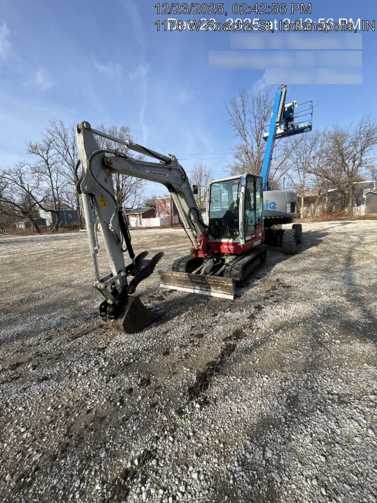 2022 TAKEUCHI TB250-2CR