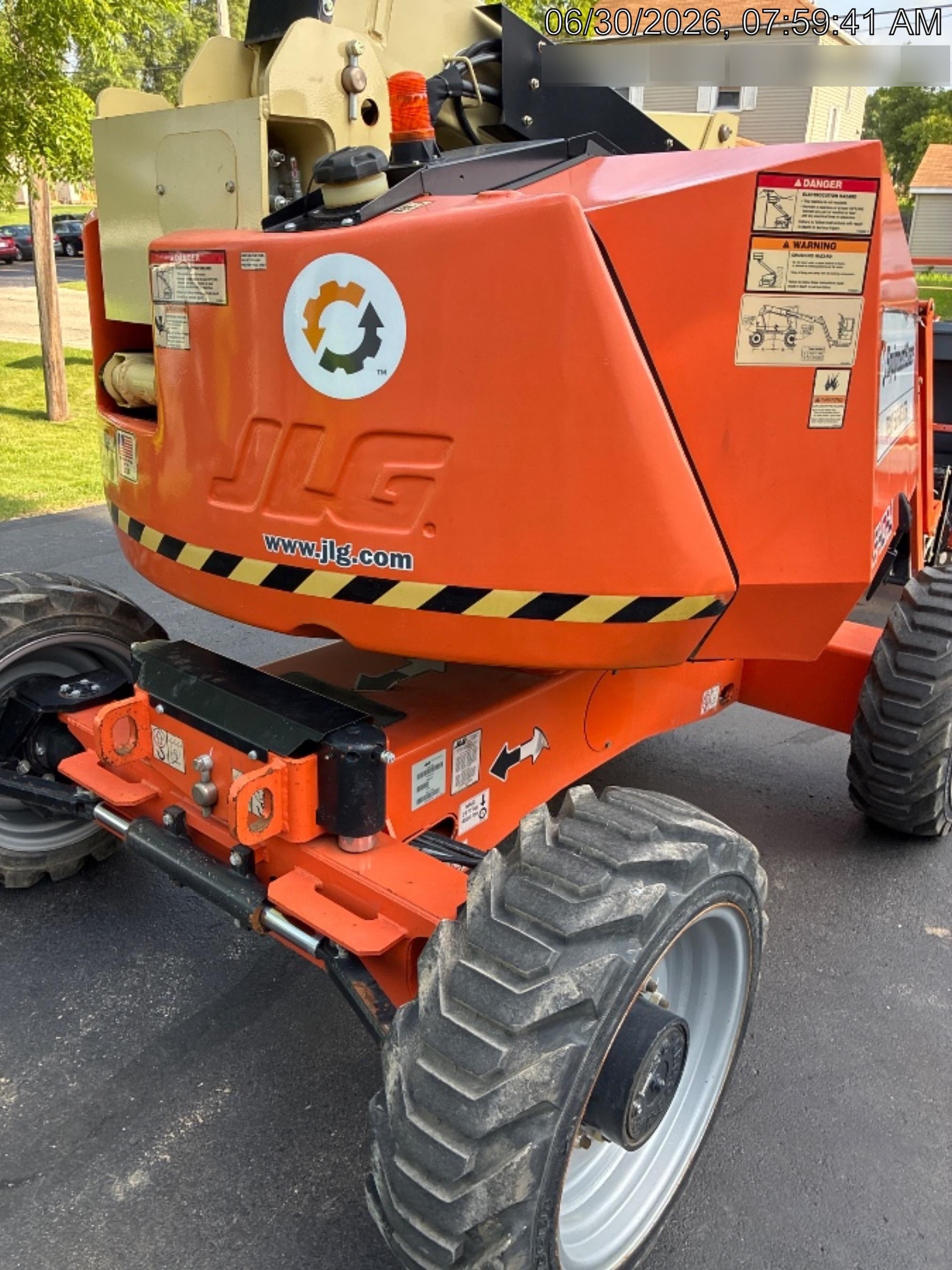 2022 JLG 340AJ