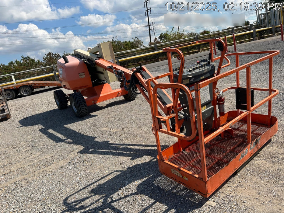 2019 JLG 450AJ