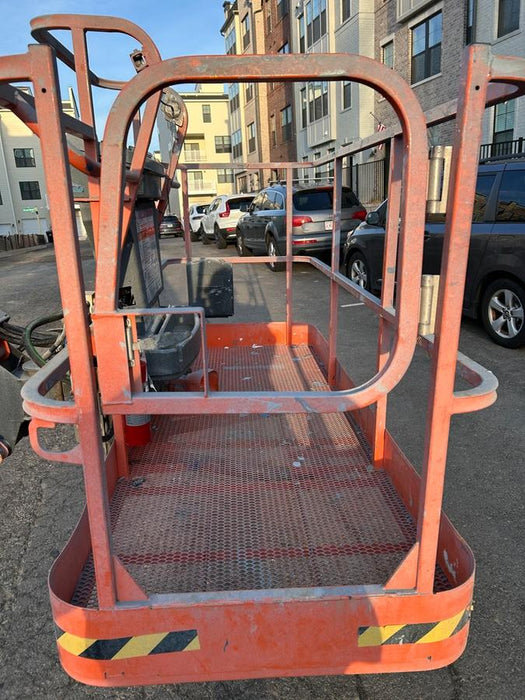 2020 JLG 660SJ
