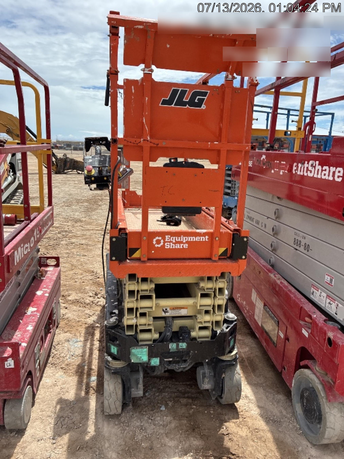 2025 JLG ES1932