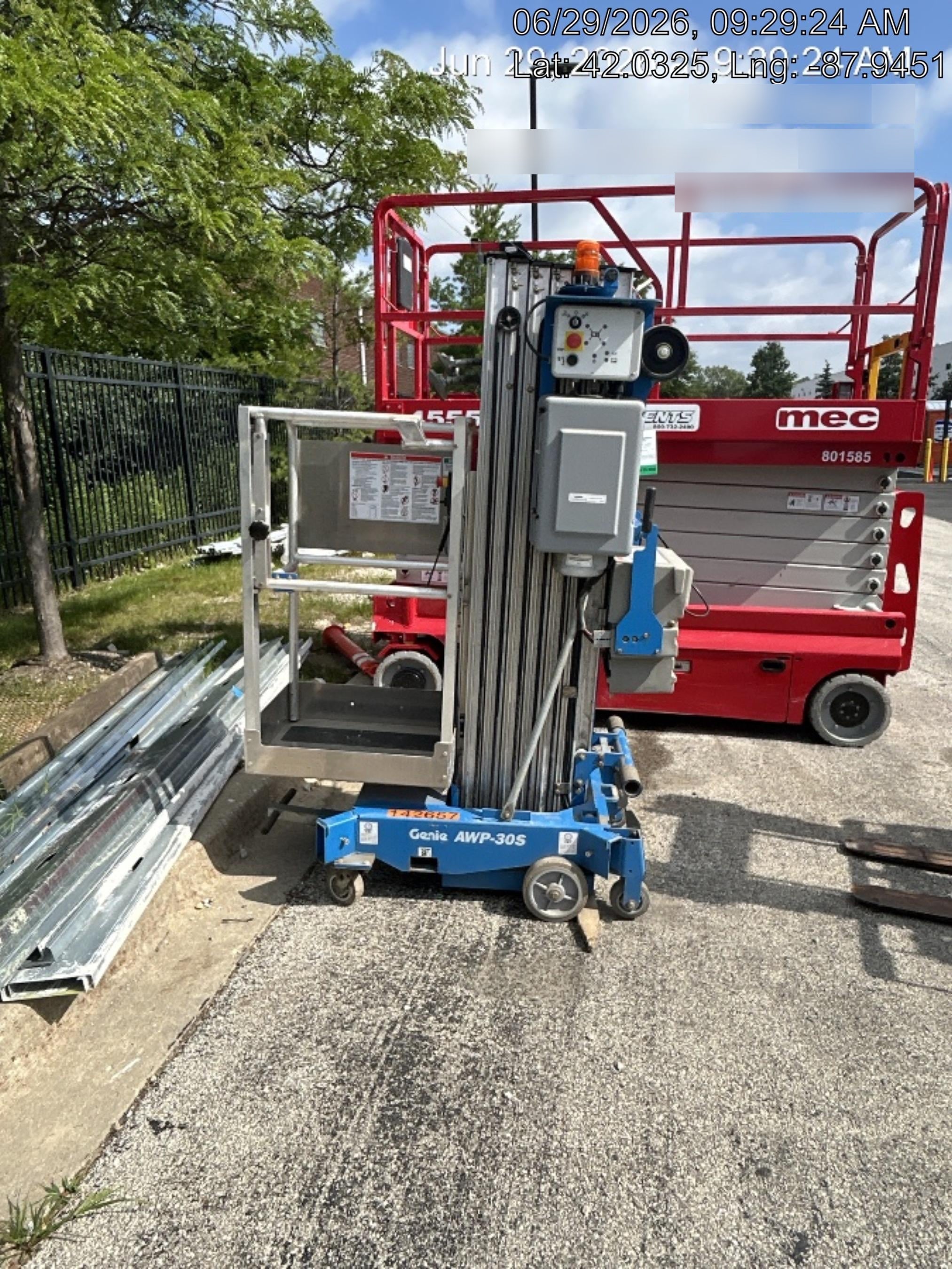 2021 GENIE AWP-30S DC