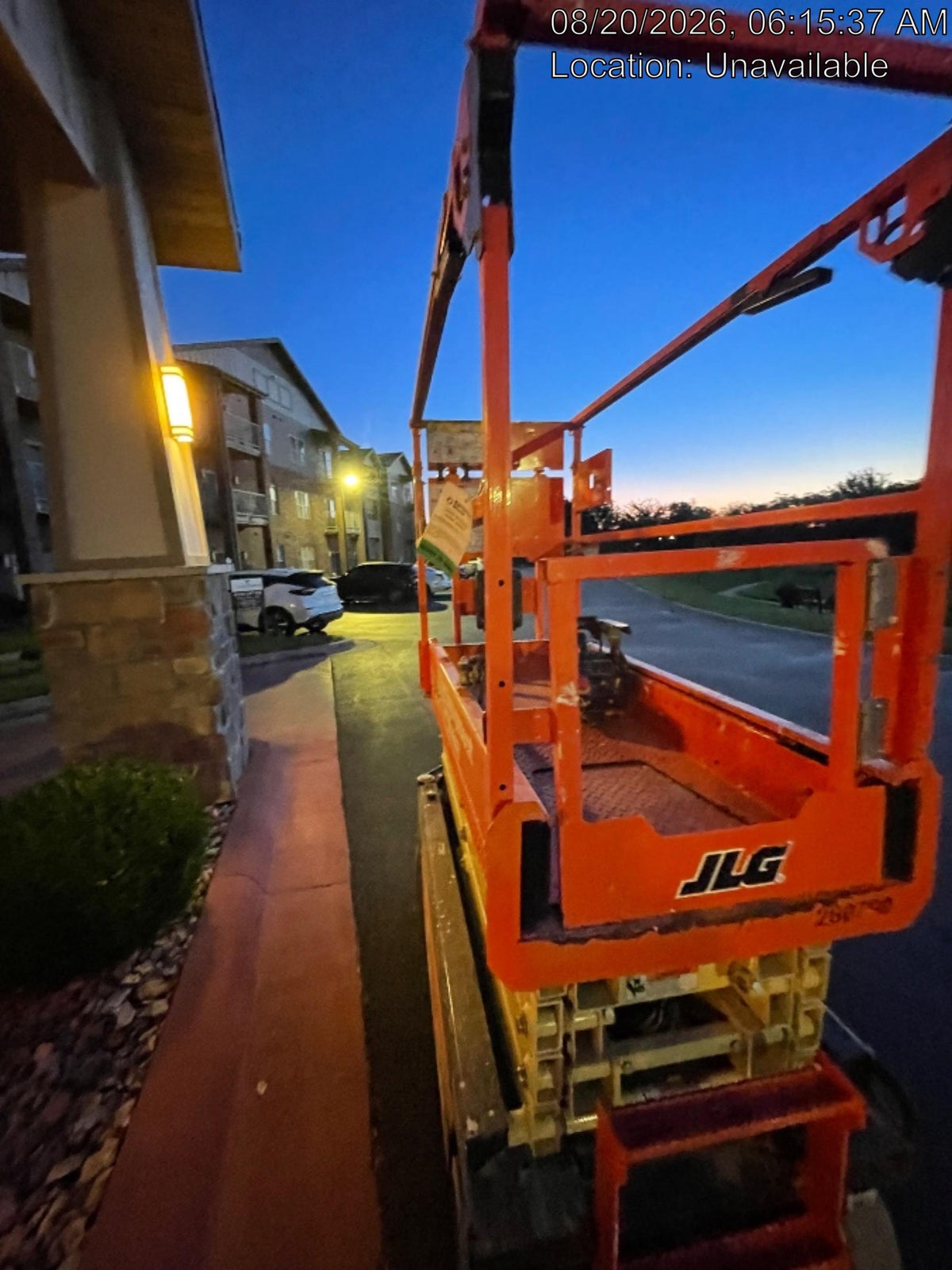 2022 JLG ES1932