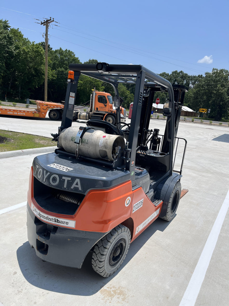 2022 TOYOTA 50-8FGU25