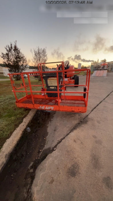 2019 JLG 600AJ
