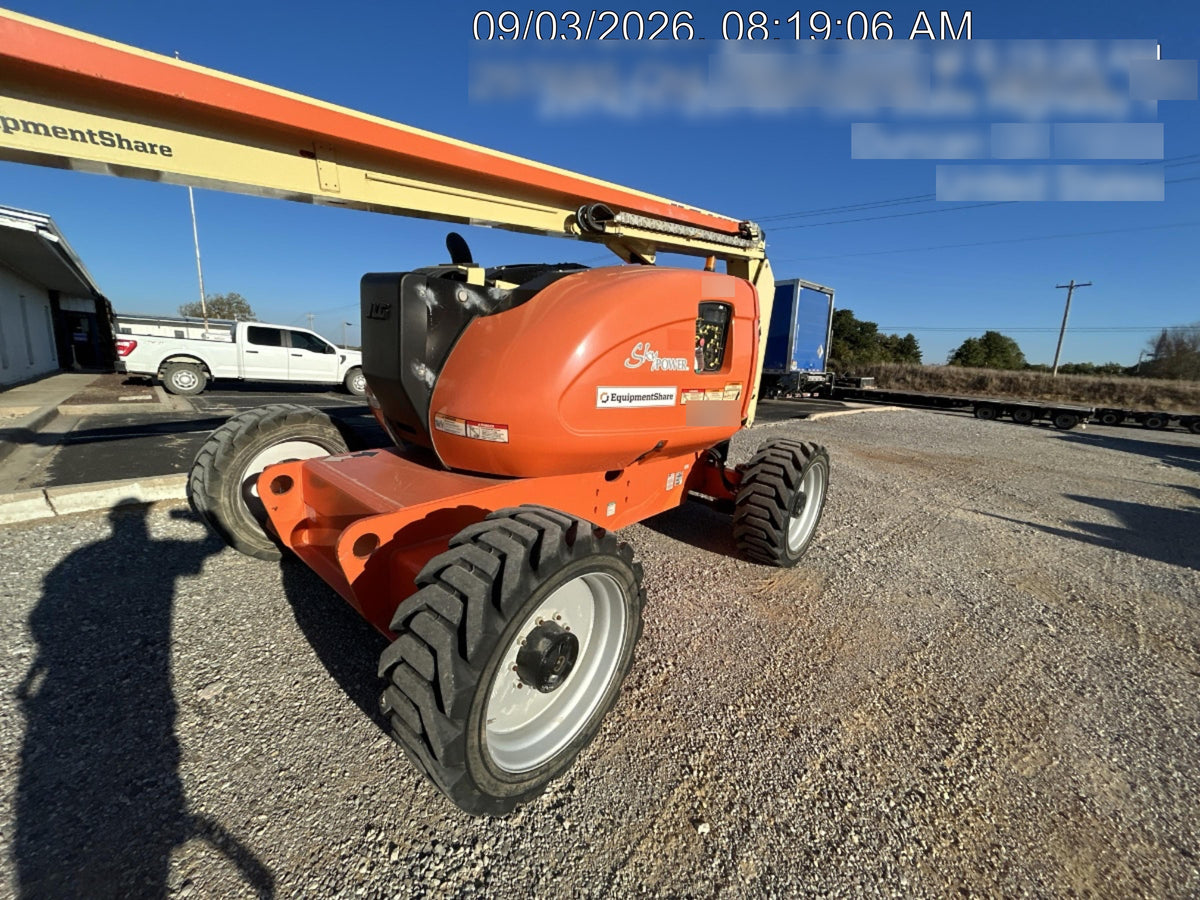 2023 JLG 600AJ