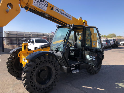 2020 JCB 506-36 Cab/Heat/Air, 74 HP, Solid Tires, STD Worklight, Beacon, Aux Hydraulics, Lifting Eye, Back up Alarm w/48" Carriage/48" Forks