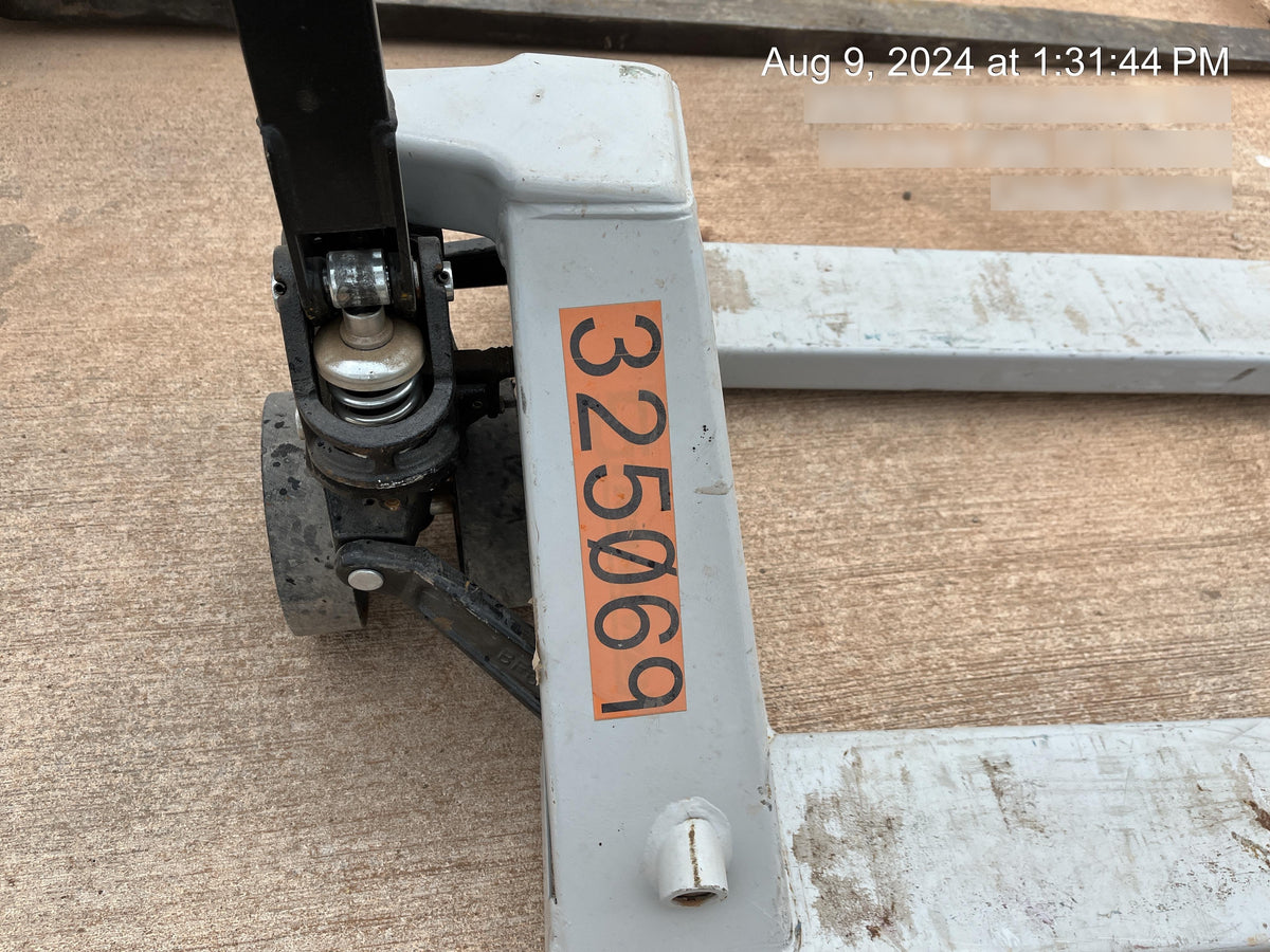 2023 STRONGWAY 5500 lb Pallet Jack