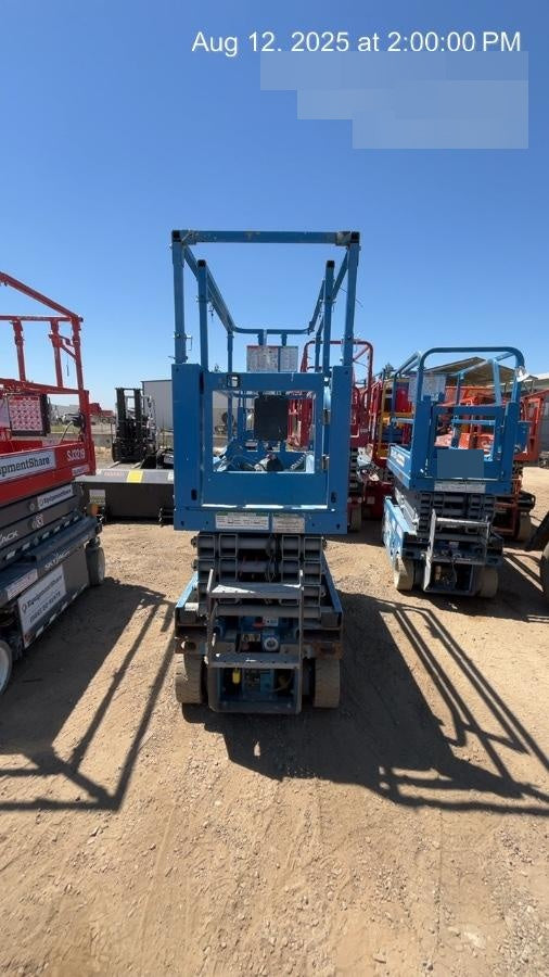2020 Genie GS-1930 Solid Non Marking Tires, Beacon, Folding rails with half height swing gate, 800W Inverter