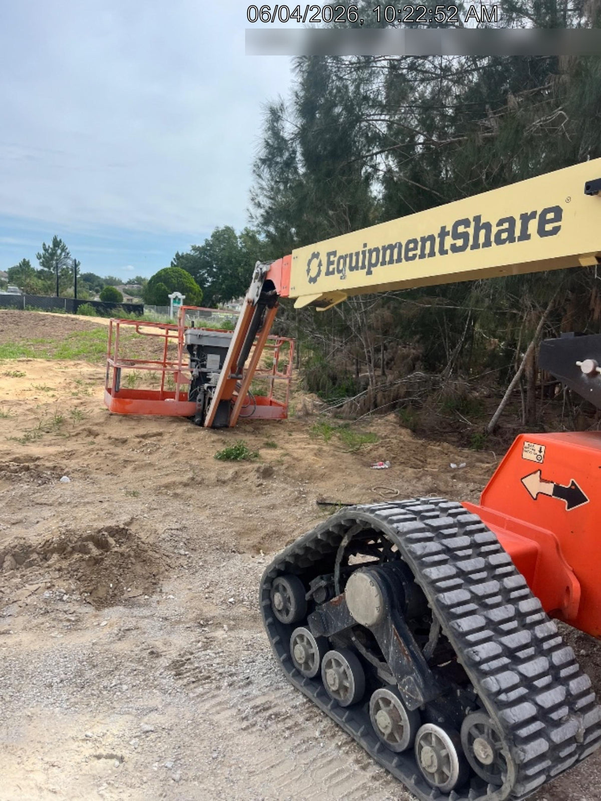 2022 JLG 660SJ Quad Track