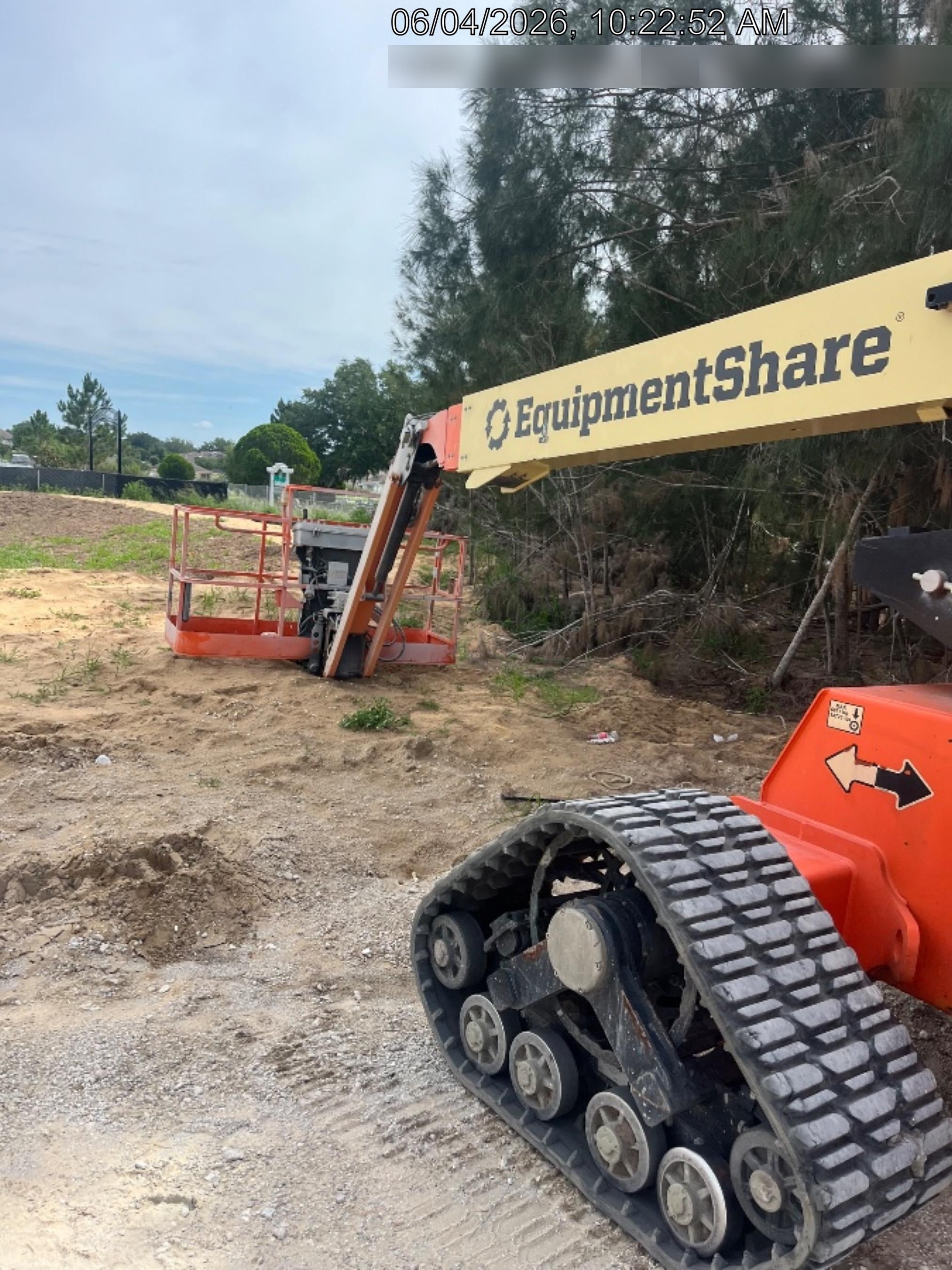 2022 JLG 660SJ Quad Track