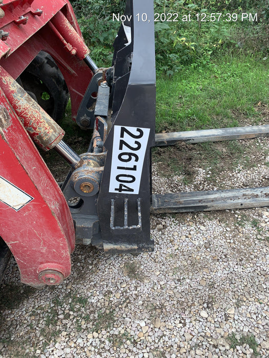 2022 PALADIN 48" Pallet Forks - Paladin