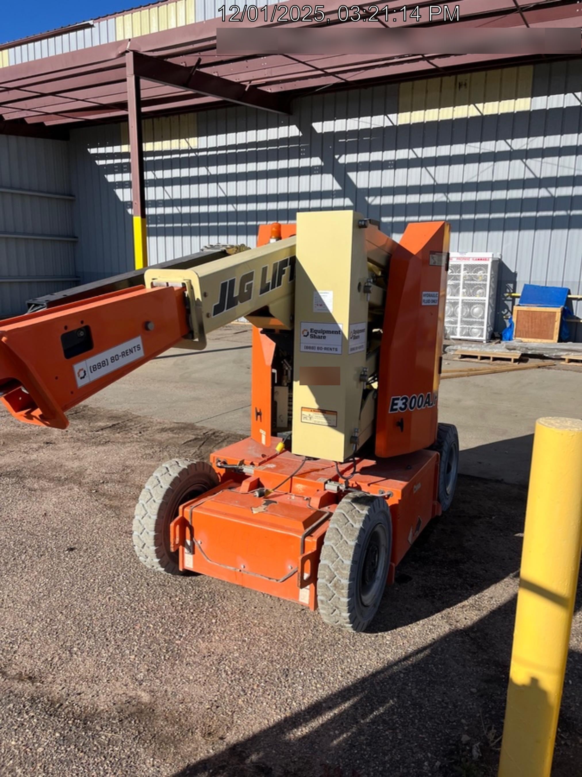 2019 JLG E300AJP
