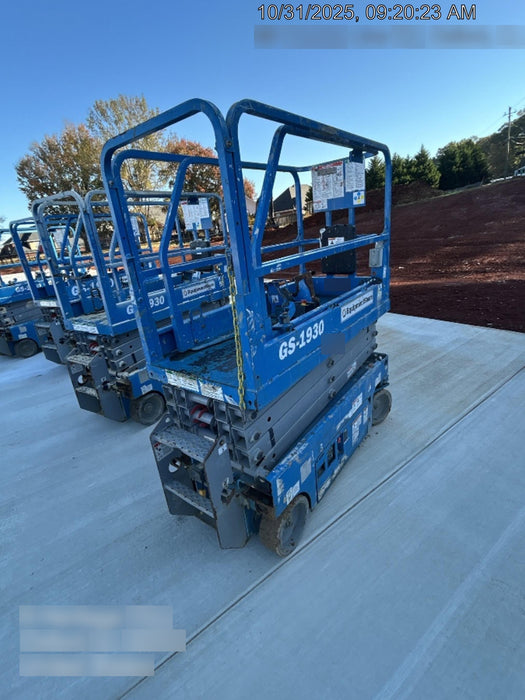 2020 Genie GS-1930 Fixed rails with chain entry gate - Pre A92.20