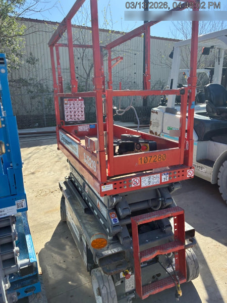 2020 Skyjack SJIII-3219 Solid NM Tires, Half height spring hinged entry gate, Dual Beacons, 800W Inverter