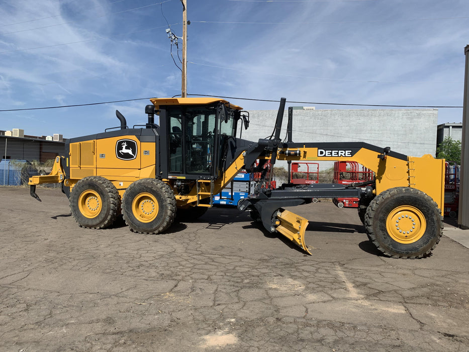 2020 JOHN DEERE 672G