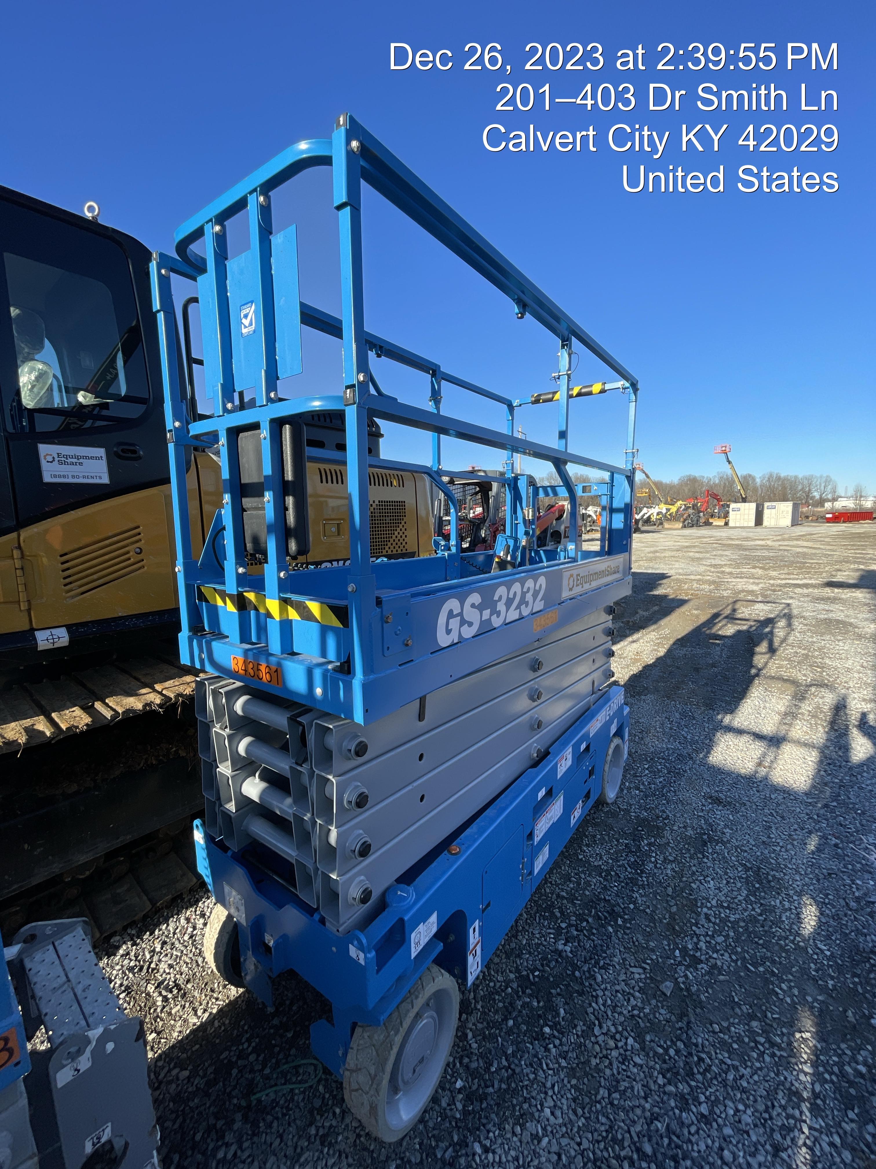 2023 GENIE GS-3232