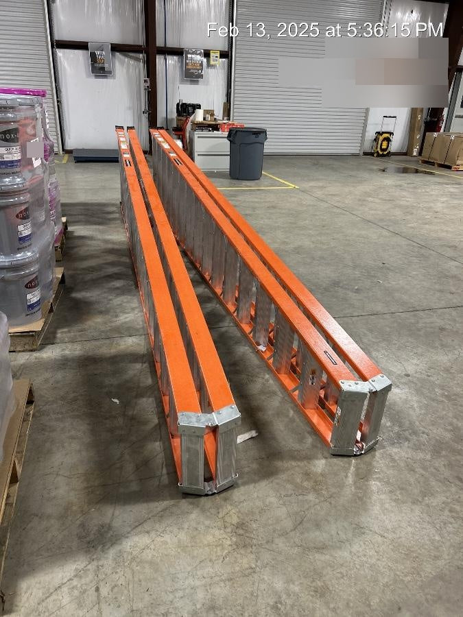 2025 LOUISVILLE LADDER FM1416HD